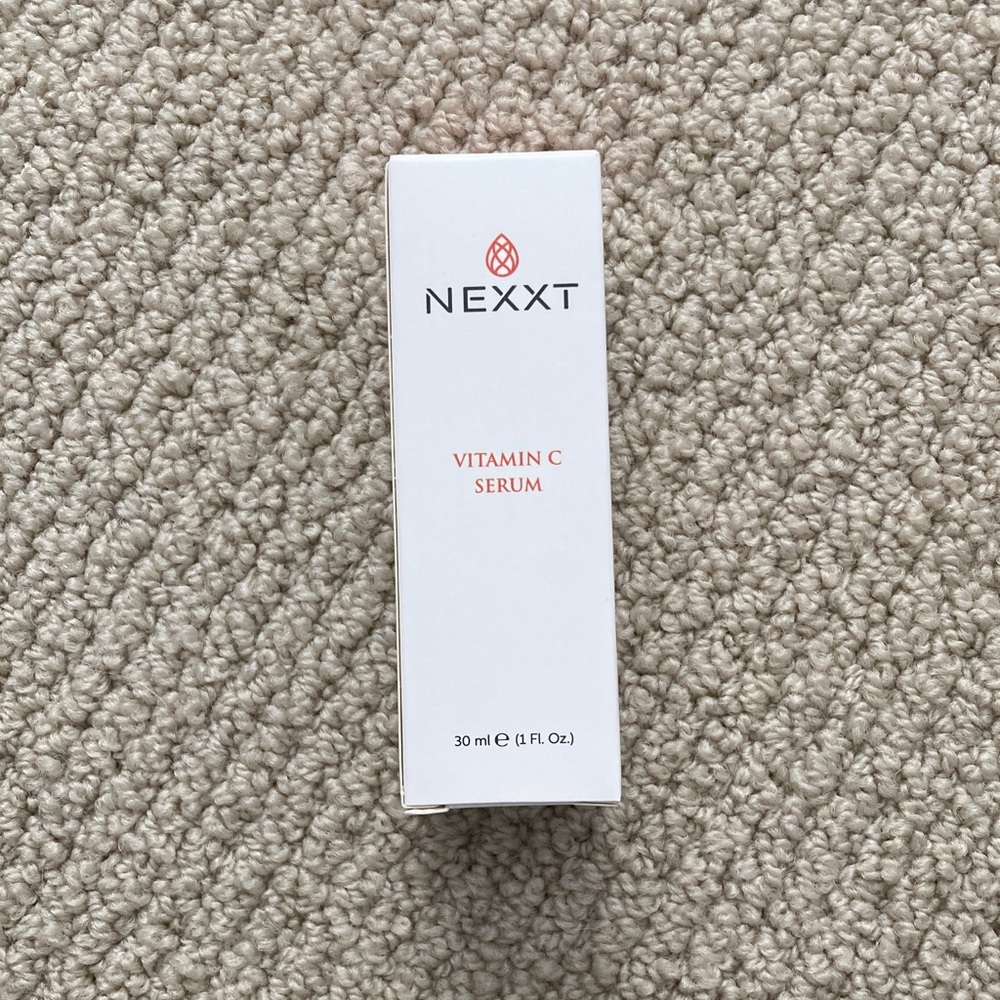 NEW Nexxt Vitamin C Serum NIB 1 fl oz Rejuvenating Hydrating